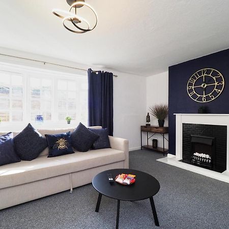 Home In Wellesbourne - Contractors - Families - Reduced Rates Eksteriør bilde